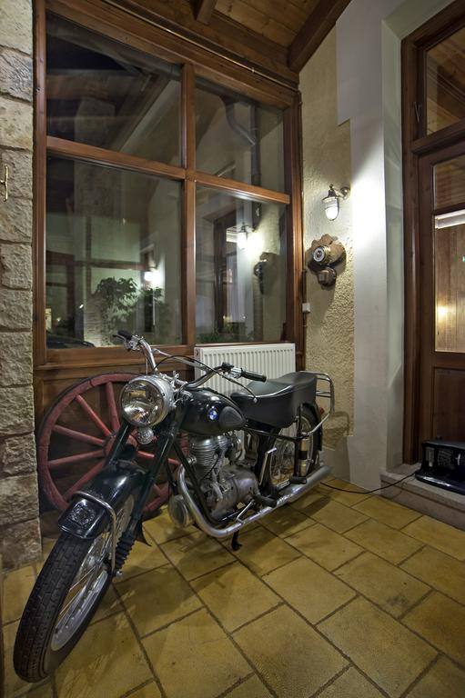 Alpen House Hotel & Suites Arachova Exterior foto